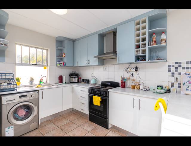 2 BEDROOM APARTMENT FOR SALE IN WEST BEACH